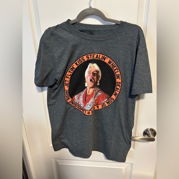 Official WWE | Ric Flair Son of a Gun Grey T-Shirt | Size M - Picture 3 of 5